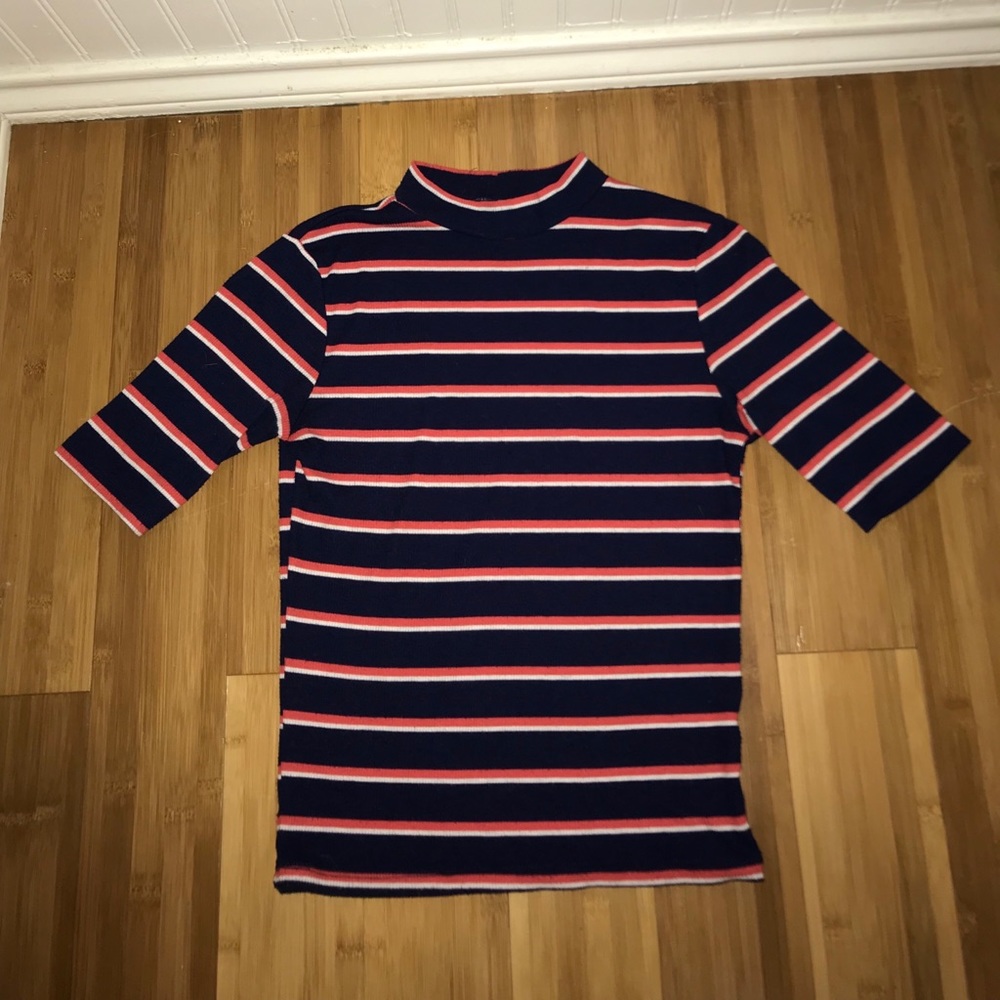 striped shirt